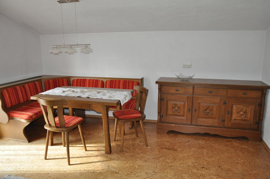 Appartement Haus Tina à Bach  Chambre photo