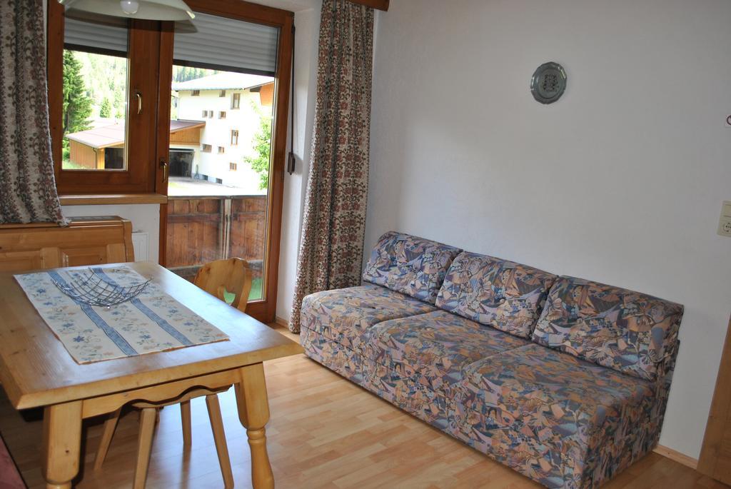 Appartement Haus Tina à Bach  Extérieur photo